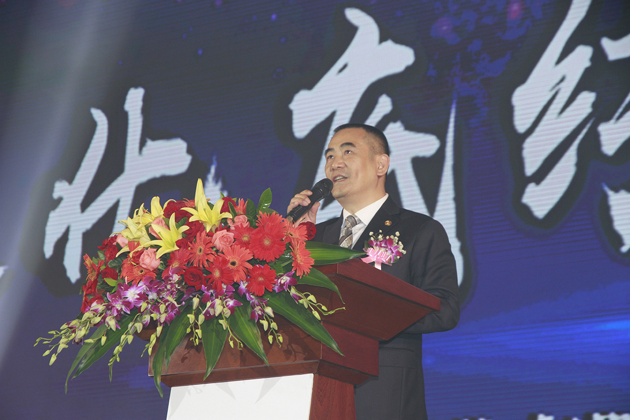 太阳神董事长_温州太阳神董事长照片